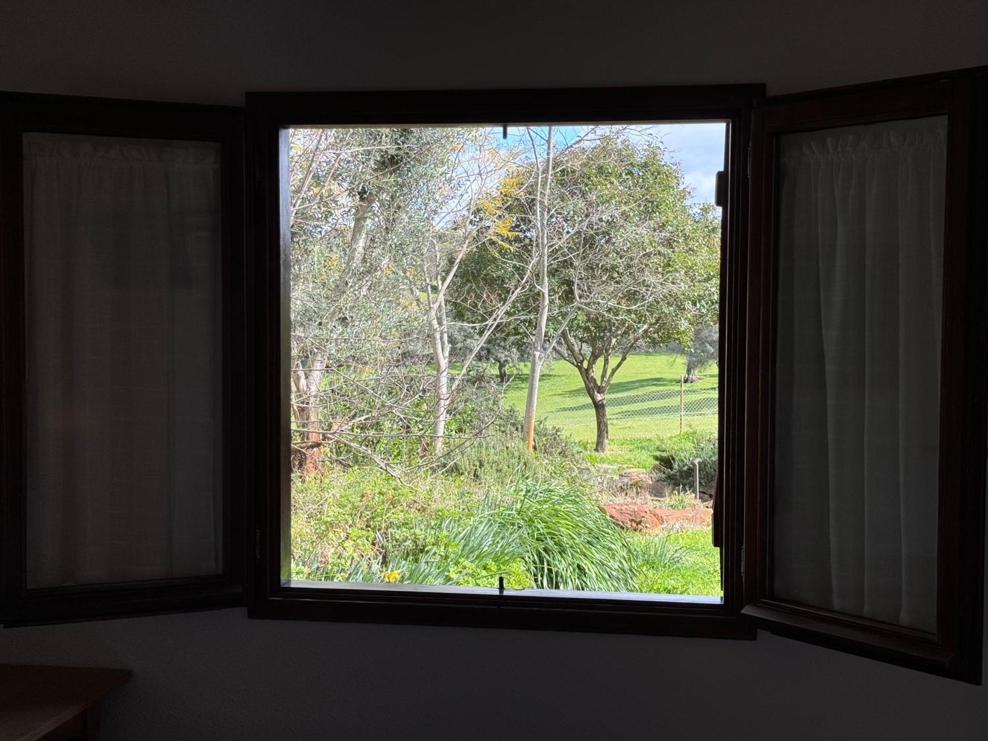 La Cerca Del Alcornoque Casas de Belvis